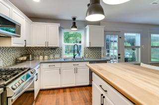 6 Mi to Northshore Park Family Home with Pool! - 3