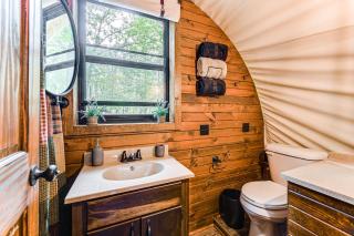 Covered Wagon Vacation Rental in Broken Bow! - Broken Bow - 7
