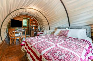 Covered Wagon Vacation Rental in Broken Bow! - Broken Bow - 4