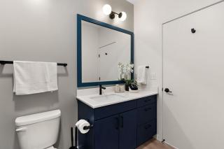 Modern Luxury 1Bd Condo In Downtown Minneapolis, Minutes From Minneapolis Convention Center & US Bank Arena - Minneapolis - 9
