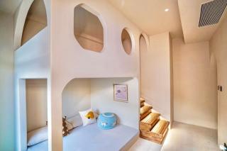 Book NOW & Chat, Wake in Mountain,Free Shuttle,Aside National Park, Combo Stay in Tianmen city center, English Speaking Assistant - 2