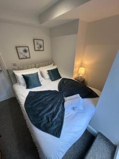 The Quayside Apartments - - 1