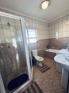 The Coastal Nest - 1 Min from the Beach - Walvis Bay - 2