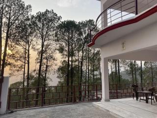 Kedar Villa Lansdowne- A complete private homestay - 9