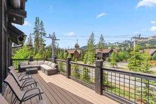 Stunning 5BR Shock Hill Mansion- Steps To Gondola - 5