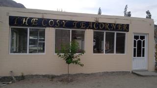 The cozy corner inn - Gulmit - 5