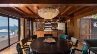 Oceanfront Serenity with Jacuzzi and Heated Swimming Pool - Toiny - 8