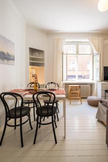 Fall for Helsinki With Elvis Vibes Free WiFi - Helsinki - 4