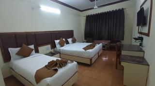 Hotel Ranjit Residency - 4