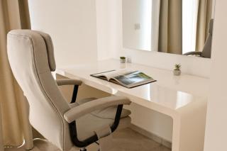 Vue Mer & Jacuzzi - Calme entre Valette et Sliema - 6