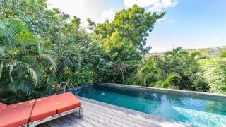 Romantic Getaway Overlooking Vegetal Scenery - Gustavia - 9