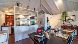 Romantic Getaway Overlooking Vegetal Scenery - Gustavia - 6