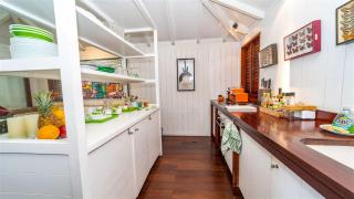 Romantic Getaway Overlooking Vegetal Scenery - Gustavia - 3