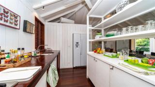 Romantic Getaway Overlooking Vegetal Scenery - Gustavia - 2