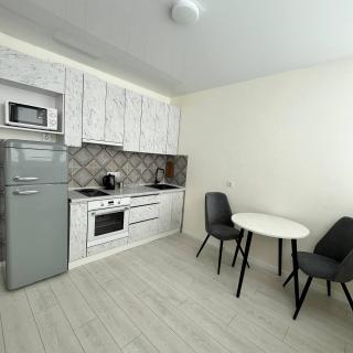 A cozy and bright studio apartment - Tschornomorsk - 6
