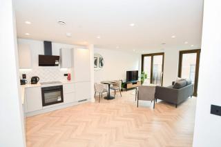 Modern 1 Bed Flat in Central Manchester w Balcony - 3