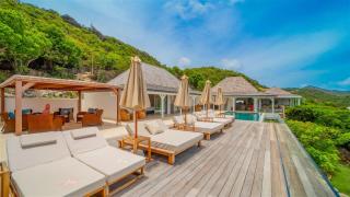 Contemporary Warm Villa with Tropical Setting - Gustavia - 1