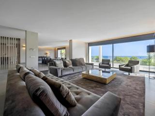 TarracoHomes, Exclusive Villa con Piscina Privada en la Playa Tamarit - Tamarit - 9
