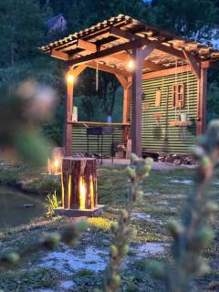 A-frame-hub - 4