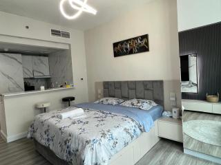 Marina Grand Metro Suites - 4