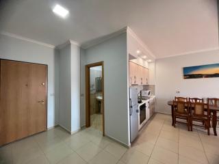 Sunrise Sea & Mountain Vista Apartments - 1