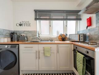 Urban Hideaway - Canwick - 5