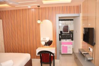 Hotel Ratneswar - 1