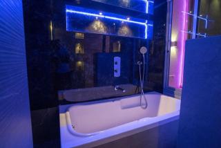 AV Luxury Villa - 3 BHK ll Swimmimg Pool ll Luxury Ambience ll - Lonavala - 4