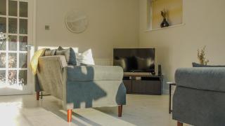 Stunning Beckenham Home w Driveway and Pool table - Beckenham - 9