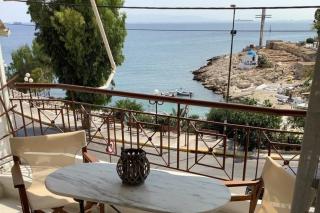 Sunny Seaside Cozy Home - Pireo - 0