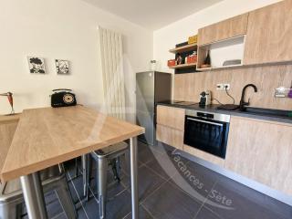 T2 moderne avec terrasse, WiFi et place de parking - Sète - 9