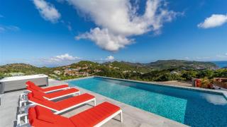 Five-Bedroom Hilltop Villa with Pool and Jacuzzi - Gustavia - 7