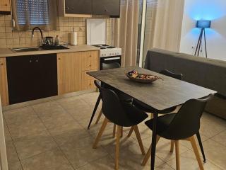 Poppis Appartments - Gra Liyiá - 5