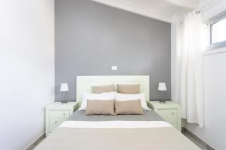 Bright & Elegant Duplex with Terrace and Pool, Just Steps from Puerto Colón - Adeje - 5