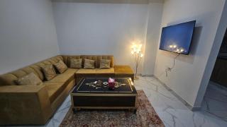 1 Bed TV Lounge With AC - 7