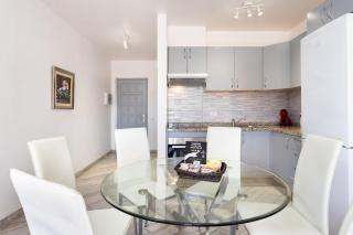 Bright & Elegant Duplex with Terrace and Pool, Just Steps from Puerto Colón - Adeje - 4