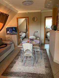 Liliom Apartman - Mezőkövesd - 1