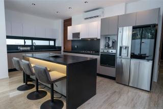Luxury 5 Bedroom Villa - Private Heated Pool - Movie Theater - Gated Community - fits 11 - Cancún - 6