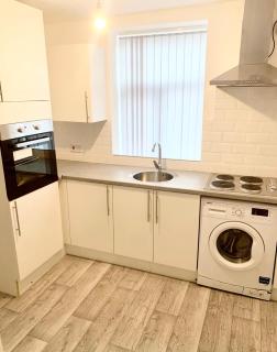 Bright & Cosy Room in Ashton Town Centre - Ashton under Lyne - 3