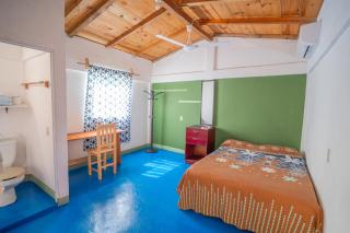 Mahue Rooms and Camping - Puerto Escondido - 4