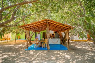 Mahue Rooms and Camping - Puerto Escondido - 2