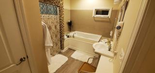 Acorn Hill Lodge and Spa - Lynchburg - 7