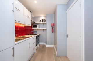 Stunning 2 Bedrooms Flat in Battersea - Moffat - 8