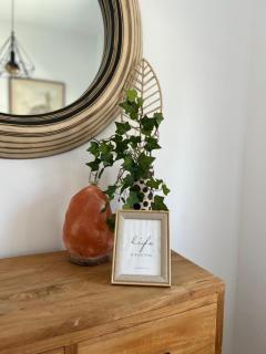 Teak Charm - Lárnaca - 9