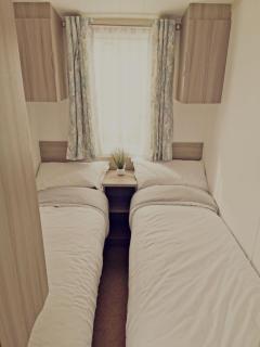 The Retreat - Gold - Prestatyn - 1