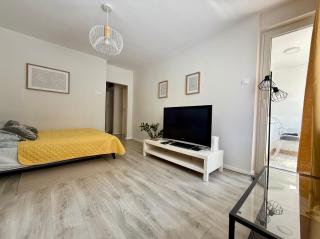 Cozy Stay City Center Apartment Warsaw - Warsaw - 2