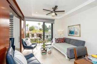 4 Person Occupancy, 1 block from Ocean - 3