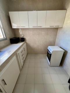 Maison Dhôtes Avec Chambres et Salle de Bain privée, Espace À Partager Couloir et Et Cuisine Pour Un Séjour Convivial aux Ngor Alemadie - Dakar - 8