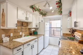 Sedona Condo - Pool, Hot tub, Pickleball, BBQ, EV Charger - Sedona - 7