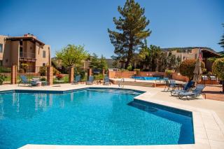 Sedona Condo - Pool, Hot tub, Pickleball, BBQ, EV Charger - Sedona - 2